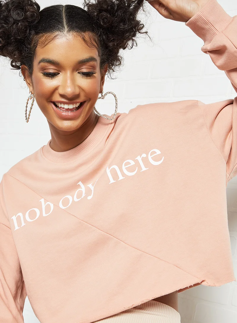 Sivvi x GenM Slogan Cropped Sweatshirt Pink
