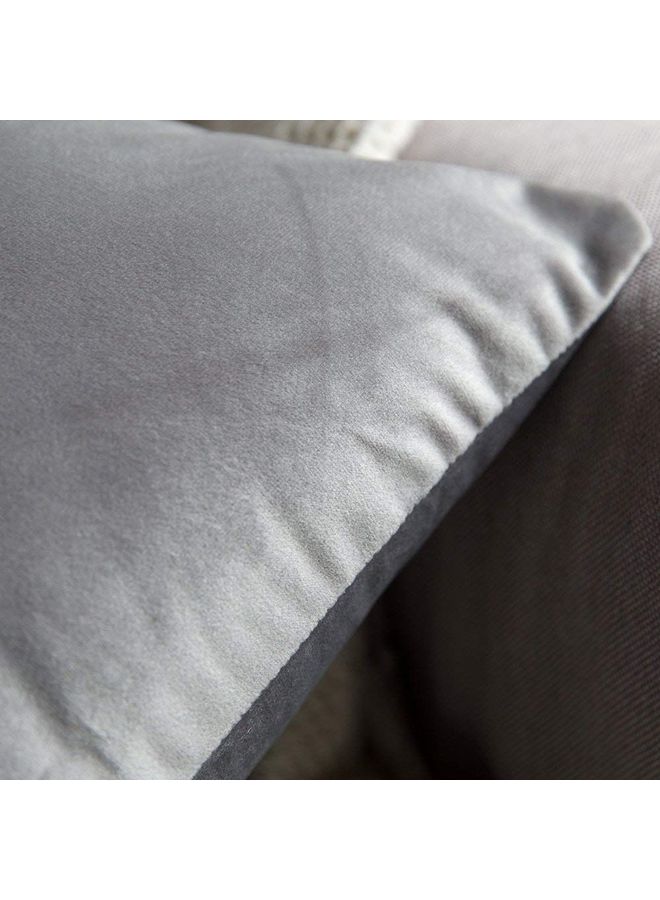 PENHALIGON'S 3-Piece Velvet Decorative Filled Cushion Grey  - Image 3
