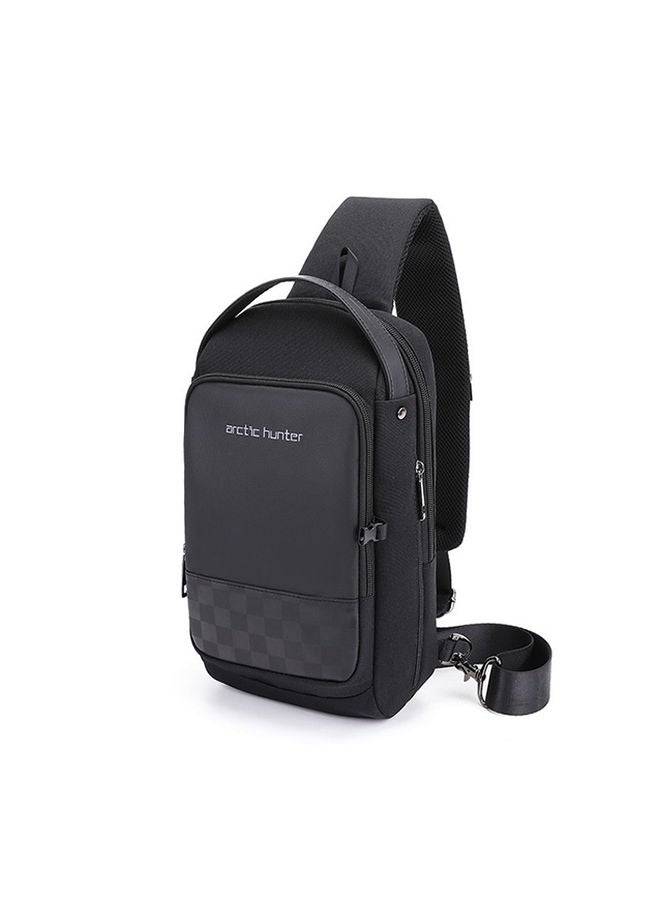 ARCTIC HUNTER - Men Chest Crossbag USB Charging Sling Shoulder Bag Waterproof Black - Image 1