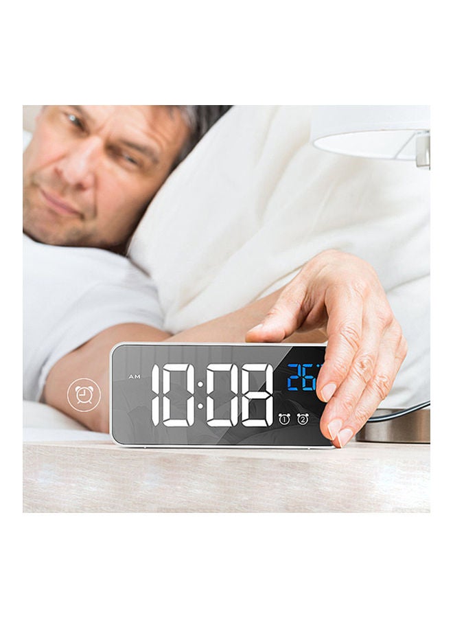 منبه متعدد الوظائف قابل للشحن ومزودة بمنفذ USB وإضاءة LED وخاصية الغفوة أسود - Image 4