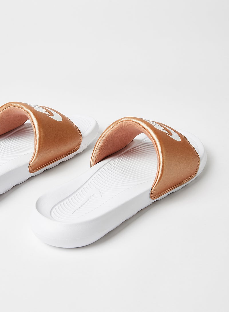 Nike - Victori One Printed Slides Rose Gold - Image 1