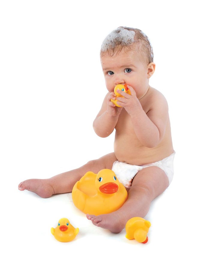 playgro Land Bath Duckie Family Bath Toy Set Floats On Water Yellow Color For Little One Bath Time  - Image 2
