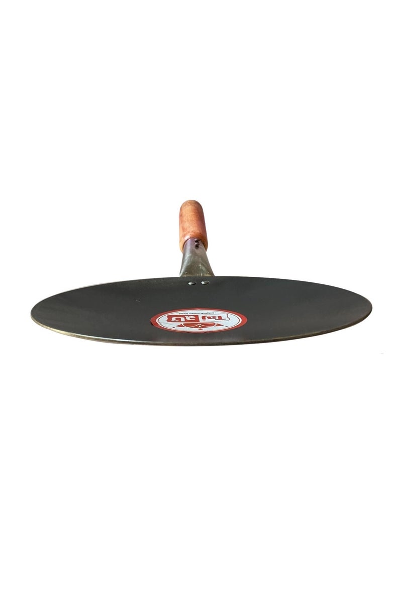 TAJ Light Weight Iron Roti TawaWith Wood Handle Black/Beige 13inch - Image 3