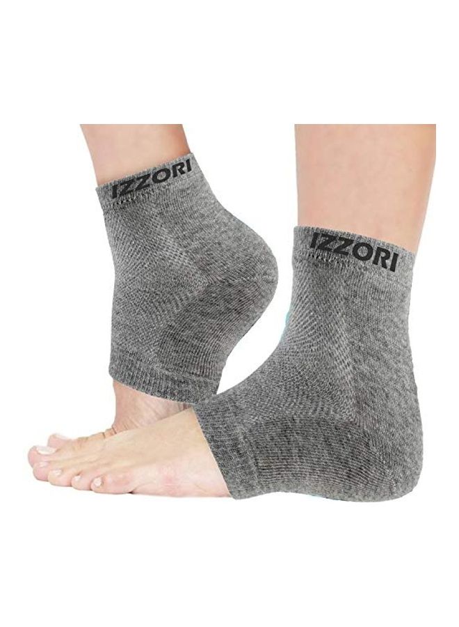 IZZORI Silicone Gel Heel Socks for Dry Hard Cracked Heel Repair Pad Grey - Image 2