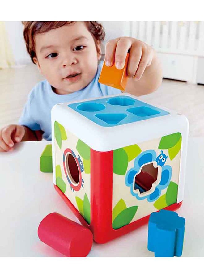 Hape - Shape Sorting Box 13 x 13 x 13cm - Image 1