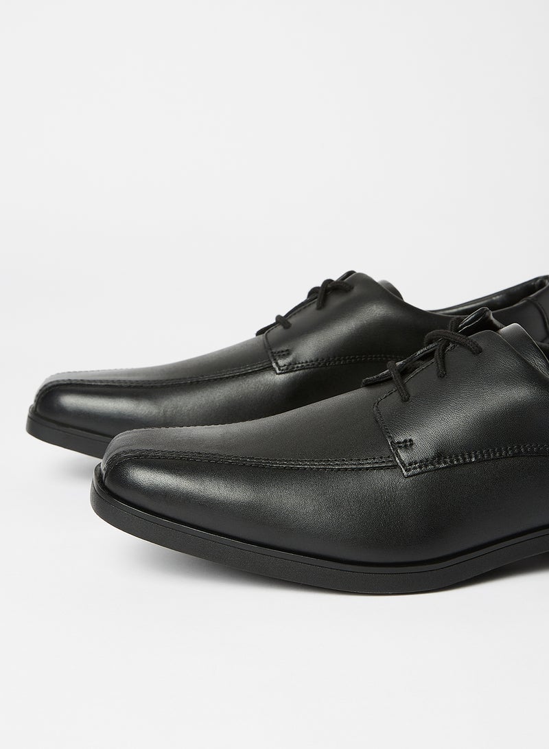 clarks - Youth Scala Step Leather Shoes Black - Image 1