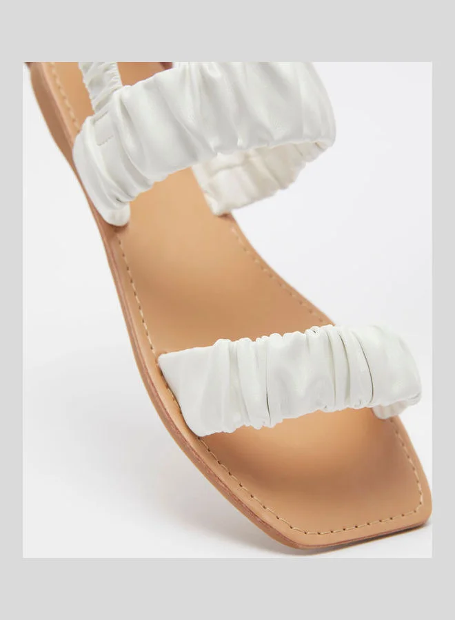 shoexpress Comfortable Flat Sandals White