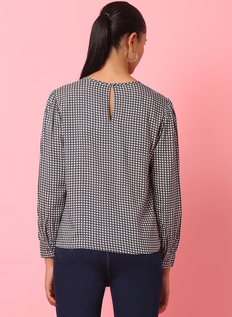 Aila - Fashionable Casual Top Black/White - Image 1
