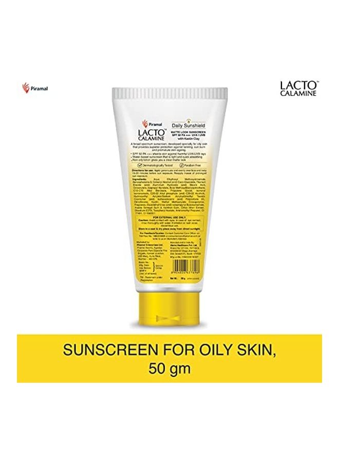 Lacto Calamine Sunshield Matte Look Sunscreen SPF50 PA+++ Clear 50grams  - Image 2