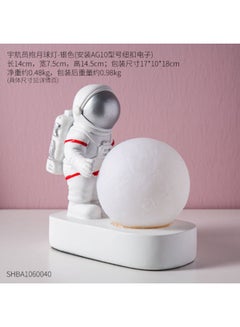 NIBEMINENT Scandinavian Style Astronaut Model Night Light 