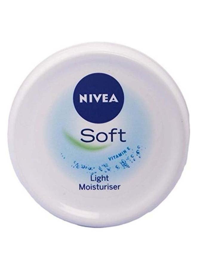 Nivea Soft Light Moisturizer Cream 50ml