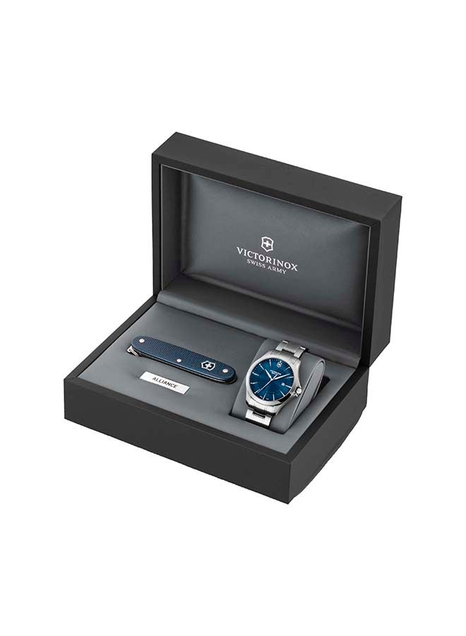 Victorinox Men's Analog Wrist Watch 241910.1  - Image 3