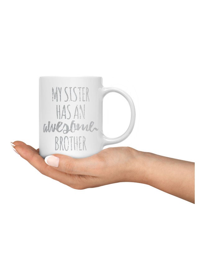 لاود يونيفيرس "قدح مطبوع عليه عبارة "My Sister Has An Awesome Brother" أبيض/فضي - Image 3