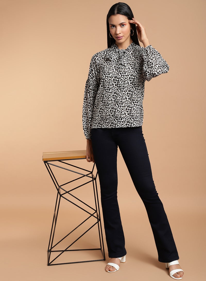Aila Fashionable Casual Top White/Black  - Image 3