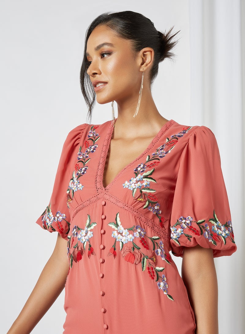Hope & Ivy - Embroidered Floral Midi Dress Terracotta - Image 1