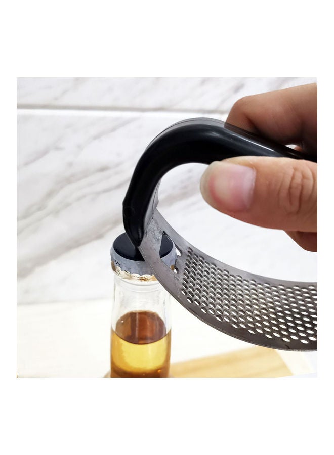 Generic - Multifunctional Manual Garlic Press Crusher with Bottle Opener Black 12x7x10cm - Image 1