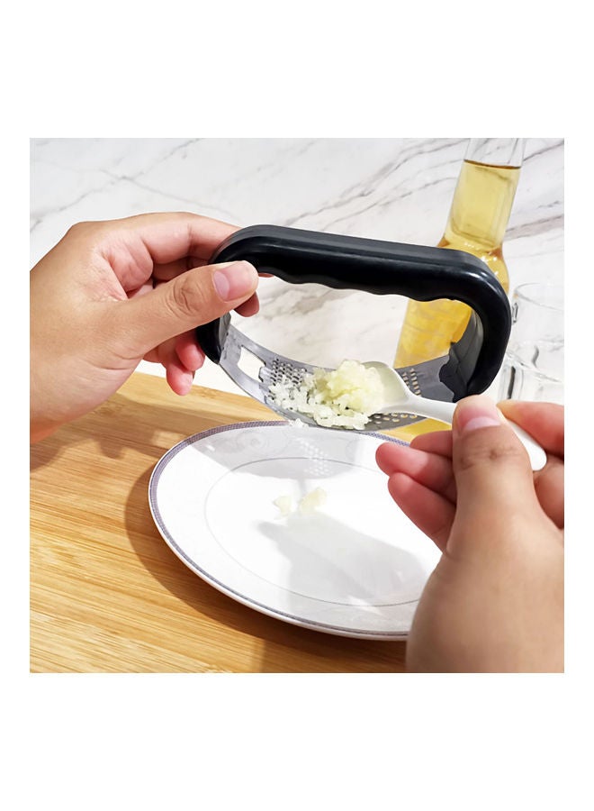 Generic - Multifunctional Manual Garlic Press Crusher with Bottle Opener Black 12x7x10cm - Image 1