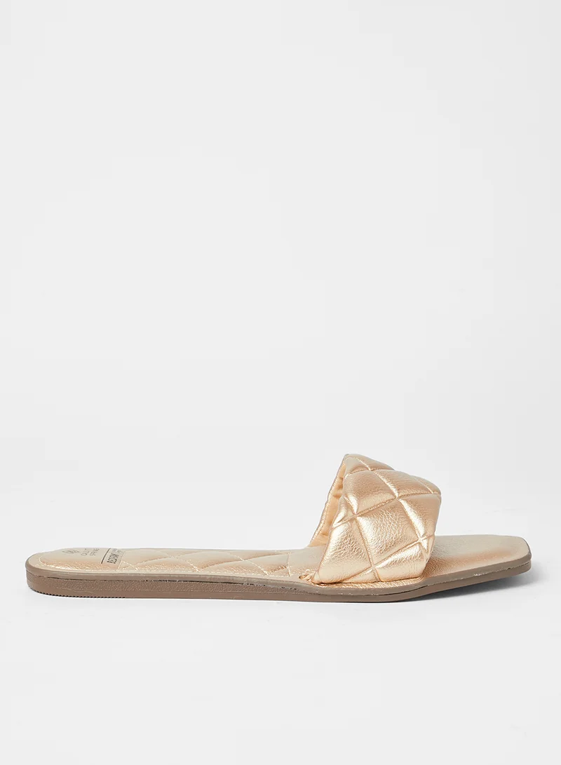 CALL IT SPRING Buffy Quilted Flat Sandals