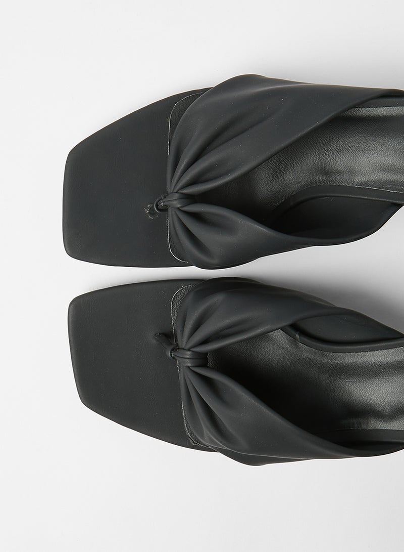 Claudi Mid-Heel Sandals Black