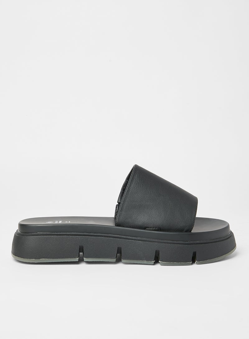 CALL IT SPRING - Elama Chunky Flat Sandals Black - Image 1