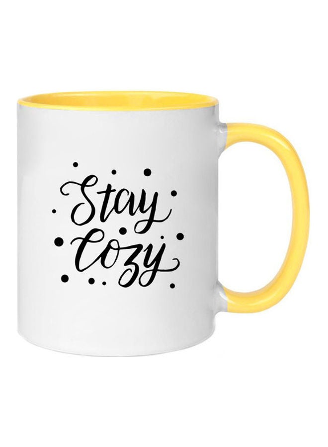 إم إي سي مج مطبوع عليه عبارة "Stay Cozy" أصفر