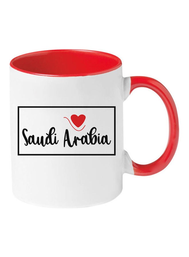 إم إي سي مج مطبوع عليه عبارة "Love Saudi Arabia" أحمر