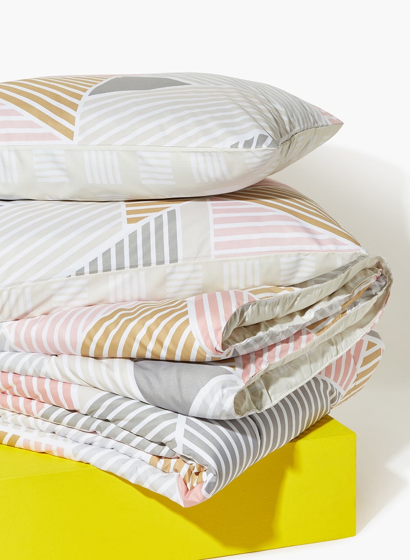 Amal - Comforter Set Kingn Size- All Season Everyday Use Bedding Set Extra Soft Microfiber With 1 Comforter 220 x 240cm+ 2 Pillow Covers 50X75 Cm - Blush 220 x 240cm Polyester Blush 220 x 240cm - Image 1