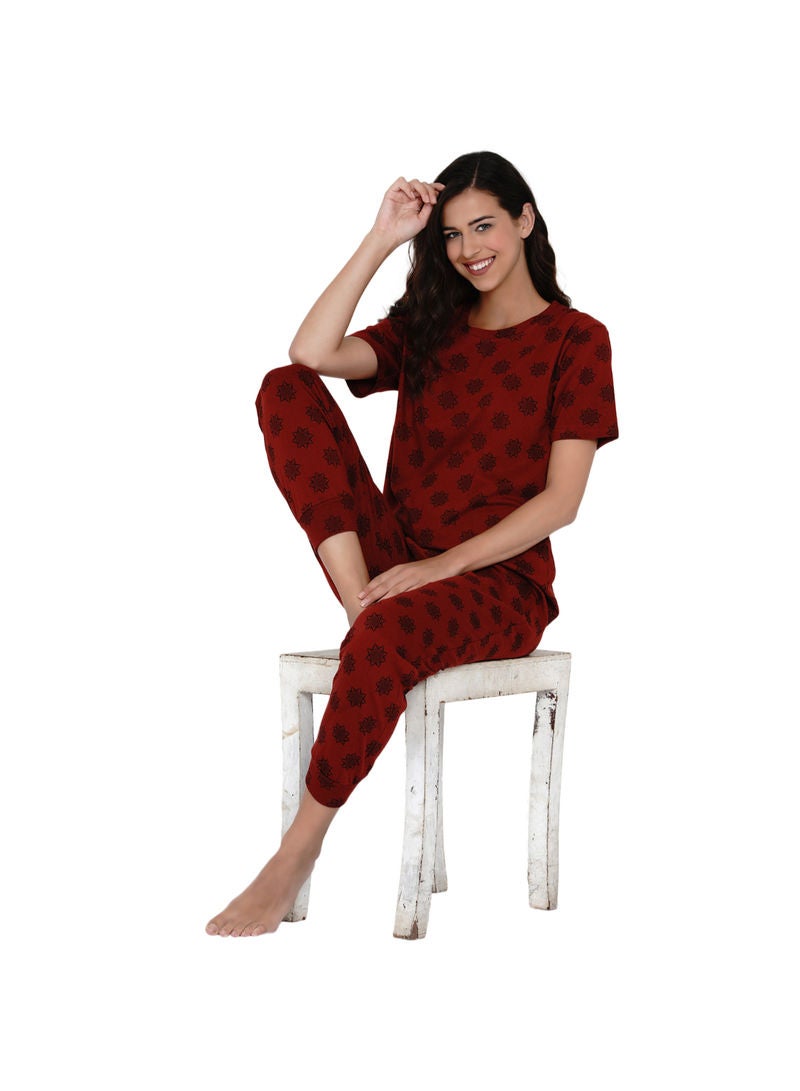 Printed Nightwear Pyjama Set Maroon - v1630560127/N49661494V_1