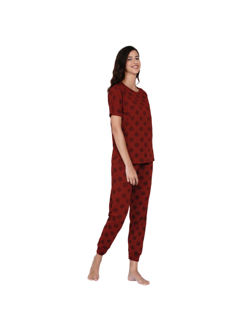 Printed Nightwear Pyjama Set Maroon - v1630560127/N49661494V_4