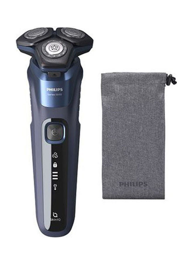 فيليبس ماكينة الحلاقة الكهربائية المبللة والجافة السلسلة 5000 أزرق داكن 16.2 x 9.2 x 24.5سم - Image 1