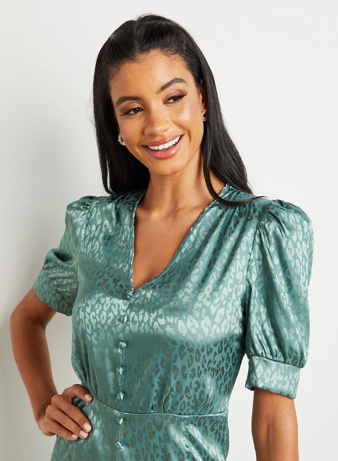 Closet By Styli Animal Jacquard Print V-Neck Maxi Dress Green