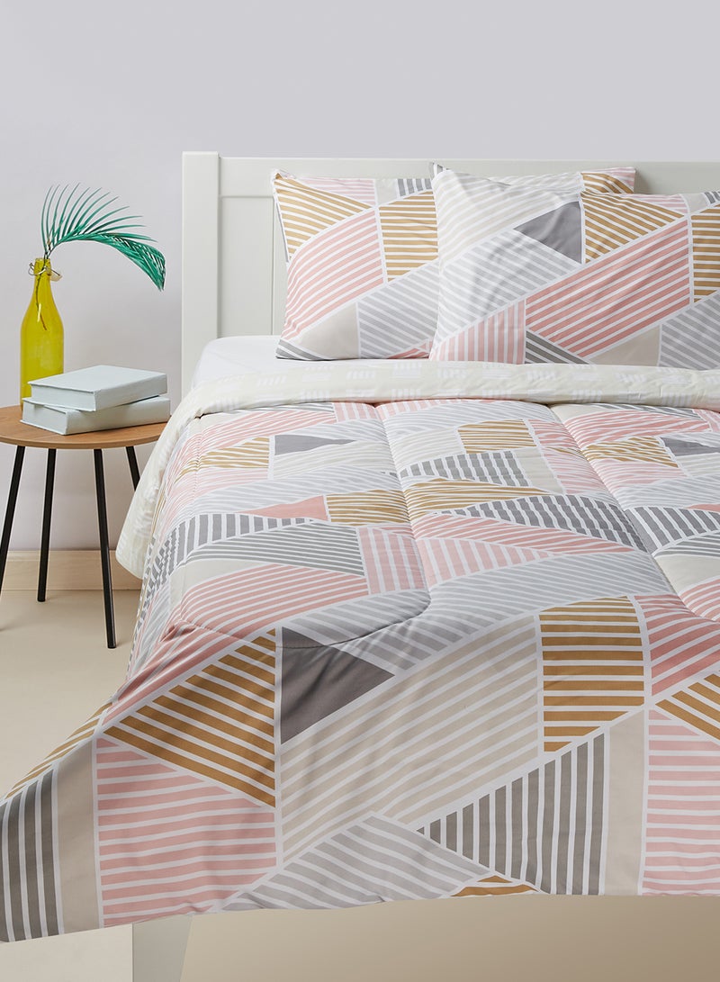 Amal - Comforter Set Kingn Size- All Season Everyday Use Bedding Set Extra Soft Microfiber With 1 Comforter 220 x 240cm+ 2 Pillow Covers 50X75 Cm - Blush 220 x 240cm Polyester Blush 220 x 240cm - Image 1