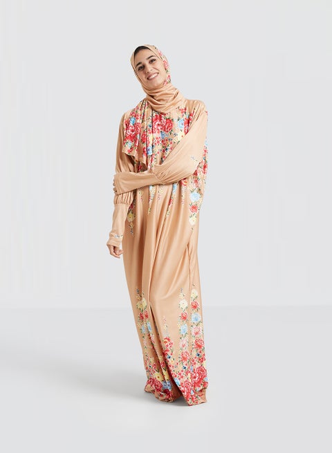 إسدال بطبعات الأزهار مع الحجاب