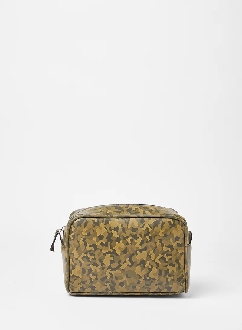 STATE 8 Camo Print Wash Bag