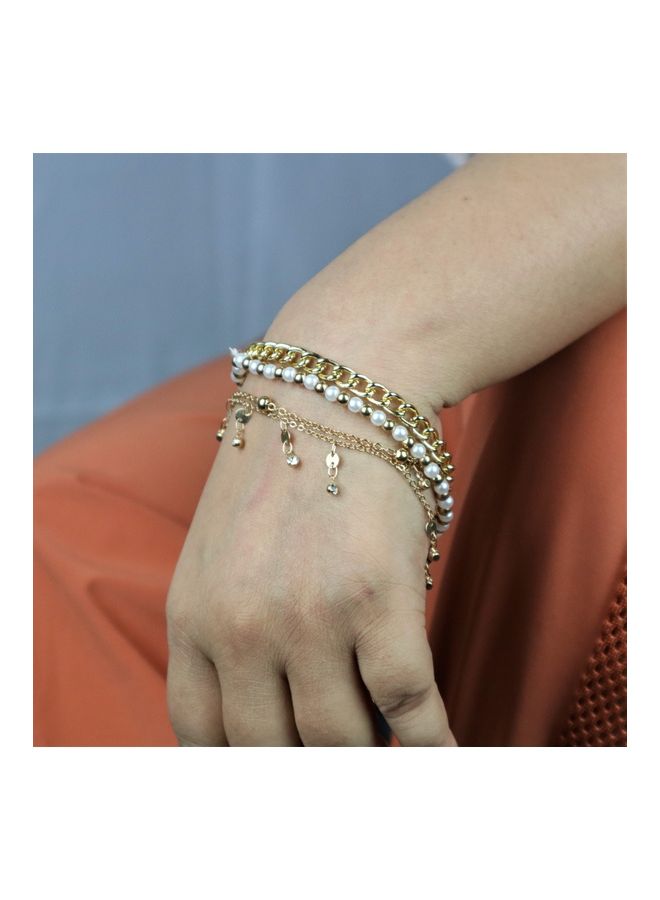 ذا بلينج ستوديو طقم أساور من الخرز الأبيض بتصميم سلسلة مزينة بأشكال الشرابة من بريستين من 4 قطع - Image 3