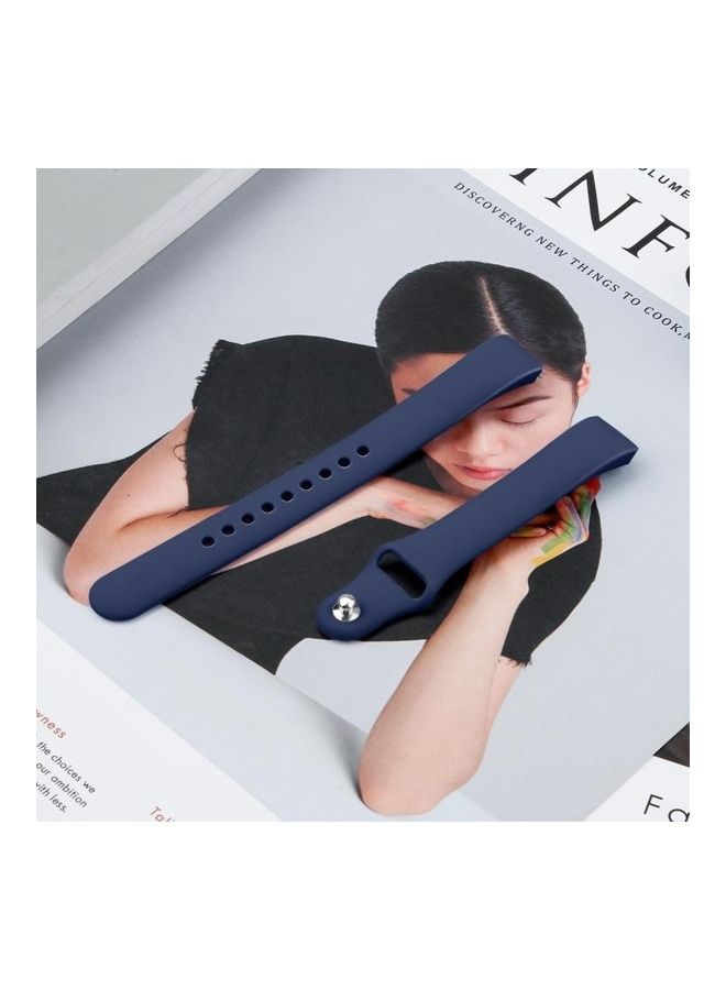 بي جي إم سوار من السّيليكون بلون سادة لساعة فيتبيت إنسباير HR - بمقاس كبير كحلي - Image 5