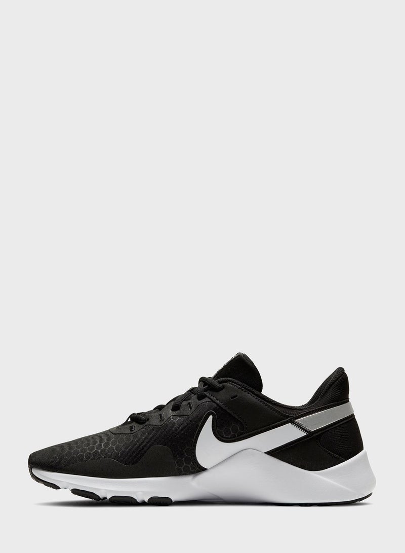Nike Men's Legend Essential Sport Shoes Black/White  - Image 2