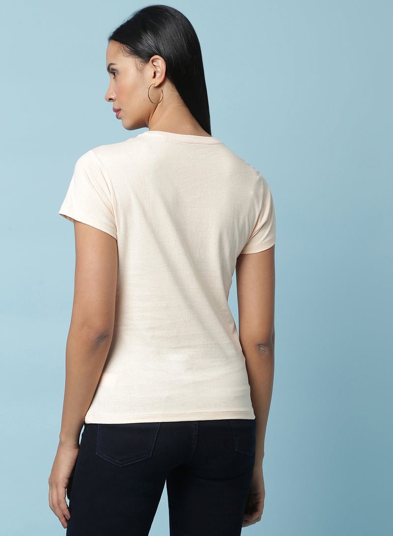 آيلا تيشيرت مزين برسومات خوخي - Image 2