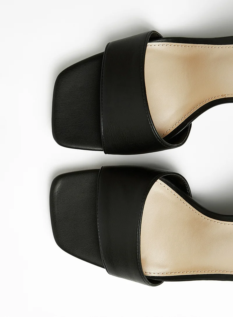 STEVE MADDEN Redah Wedge Heel Sandals Black