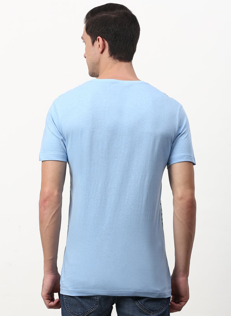 ABOF Floral Printed Regular Fit Crew Neck T-Shirt Blue/Black  - Image 2
