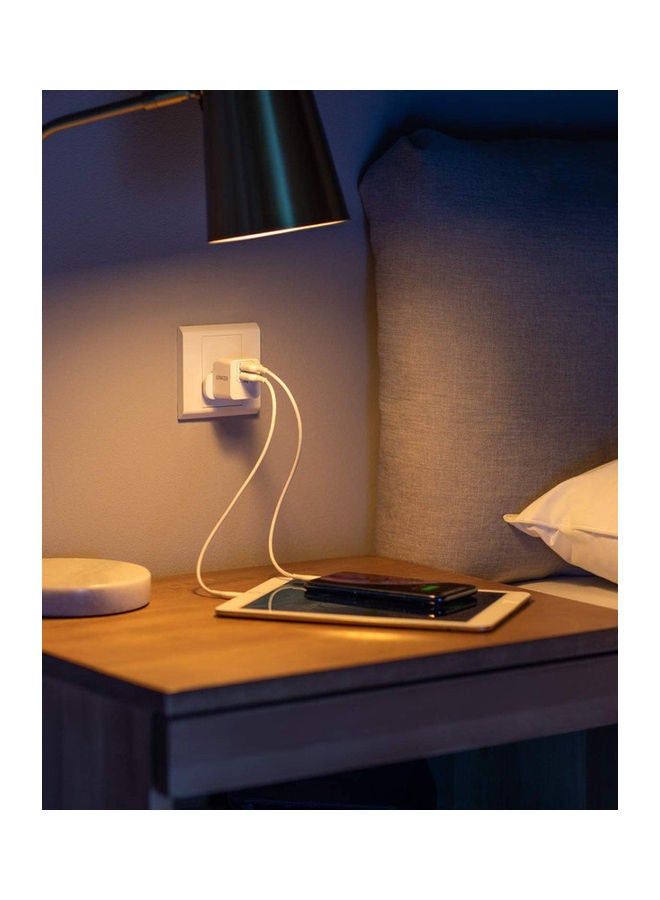 آنكر - شاحن باوربورت ميني صغير للغاية وبمنفذي USB ومتوافق مع جميع الأجهزة بمخرج 2.4 أمبير أبيض - Image 1