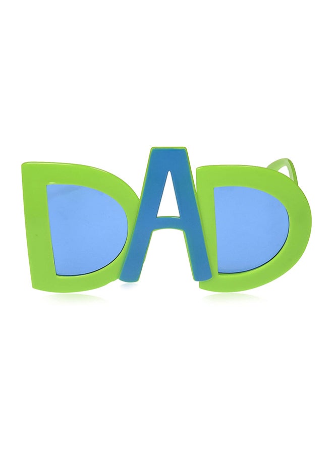 أمسكان نظارة شمسية للحفلات بتصميم يحمل كلمة "DAD" kids_unisex - Image 2