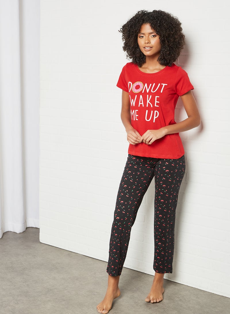 DELA Slogan Printed Loungewear T-Shirt Red - Image 3