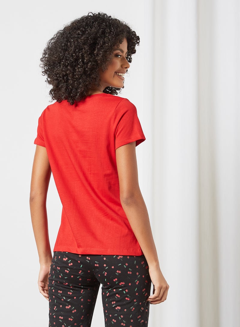 DELA Slogan Printed Loungewear T-Shirt Red - Image 2