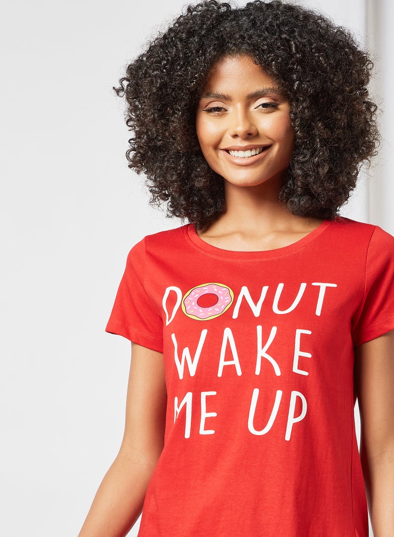 DELA Slogan Printed Loungewear T-Shirt Red - Image 4