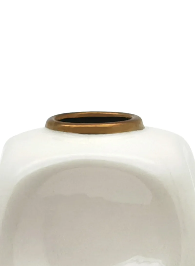 ebb & flow Glossy Glaze With Curved Shape Ceramic Vase Unique Quality Material For The Perfect Stylish Home N13-042 Cream