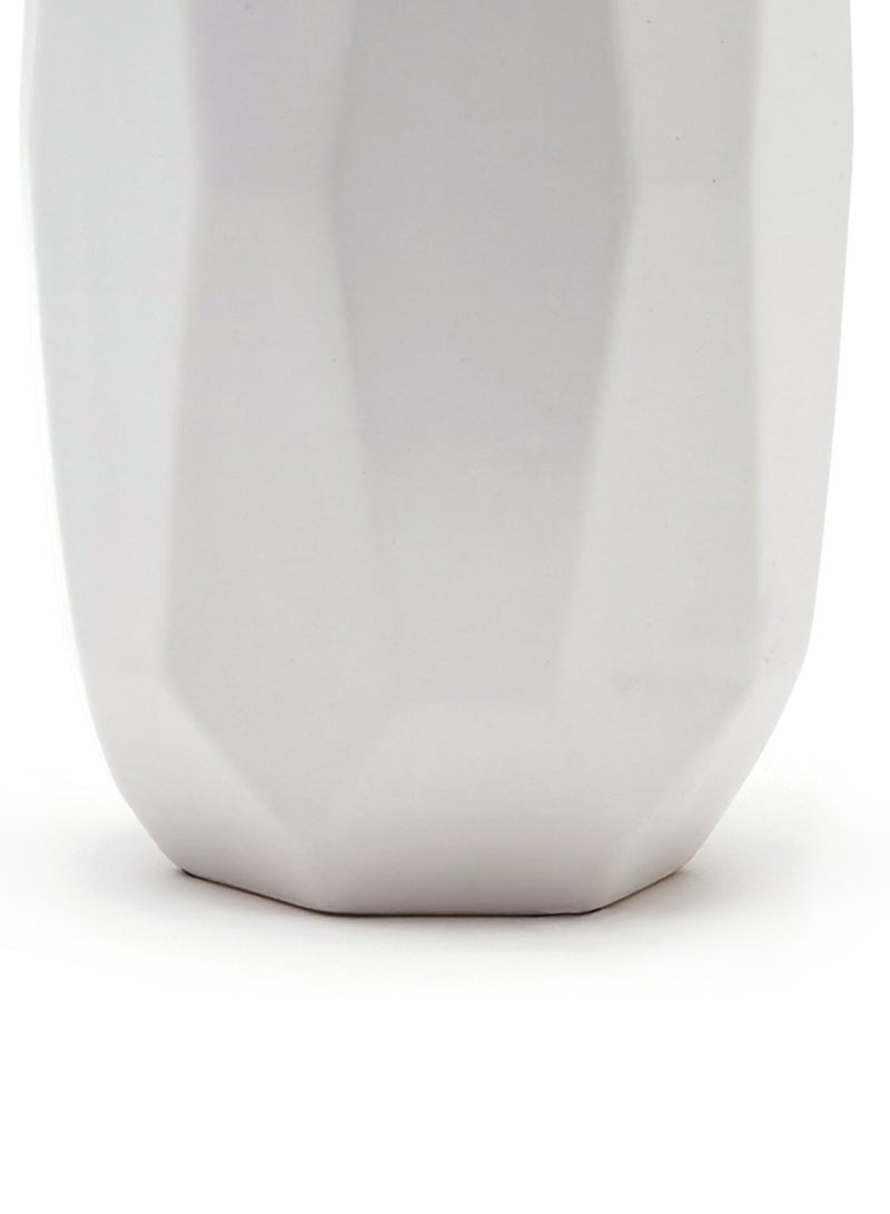 Switch - Natural Matte Finish With Unique Design Ceramic Vase For The Perfect Stylish Home N13-050 White 12.5 x 24cm - Image 1