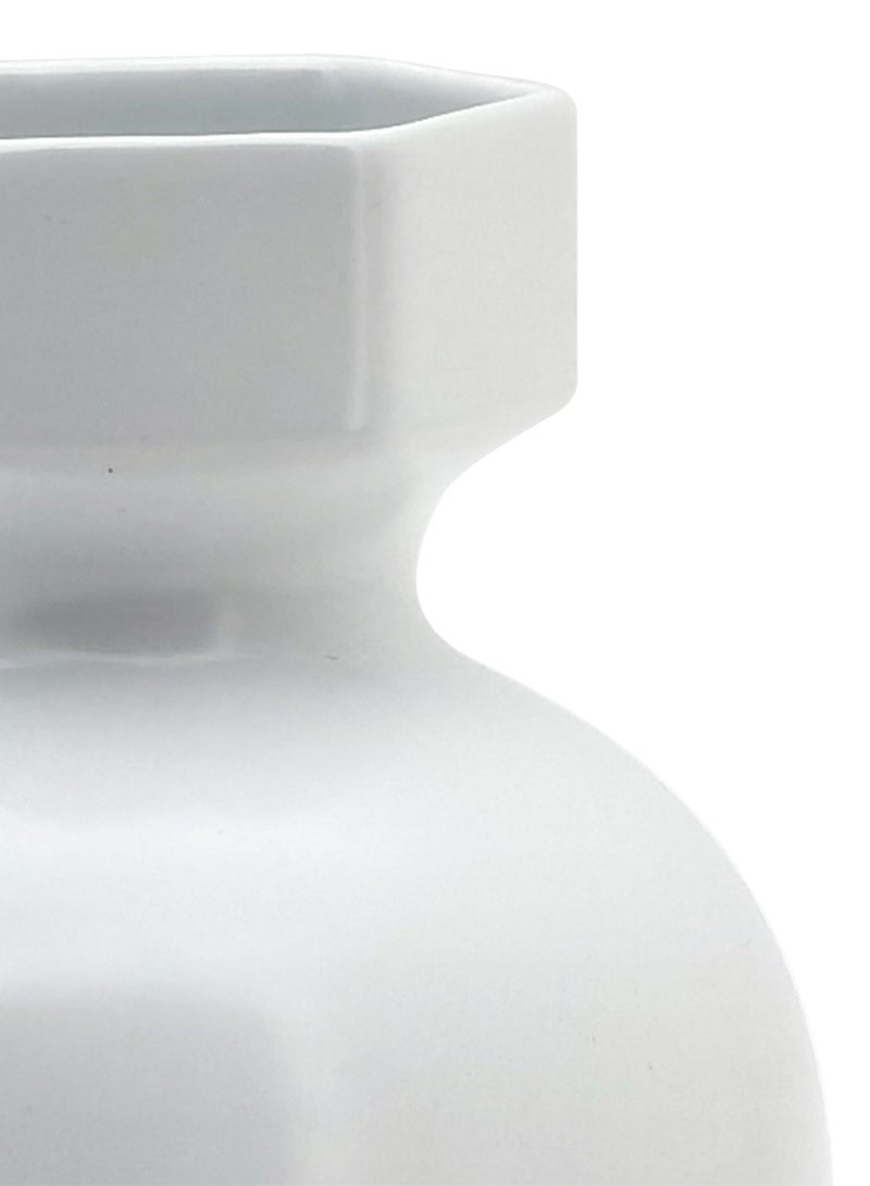 ebb & flow - Modern Geometric Shape Ceramic Vase With Elegant Matte Finish For The Perfect Stylish Home N13-058 White 17.5 x 22.5cm - Image 1