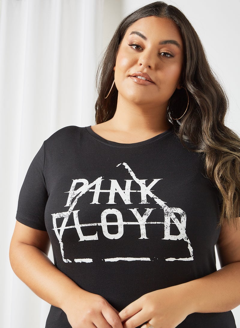 Only Carmakoma - Plus Size Text Print T-Shirt Black - Image 1