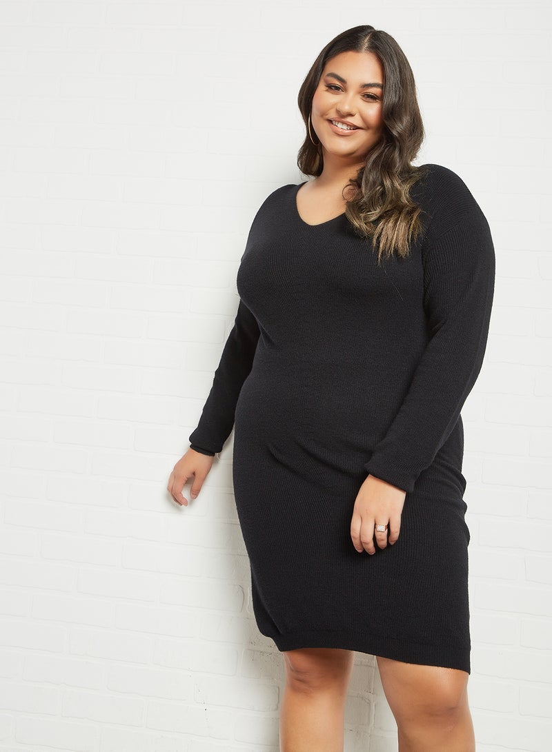 Only Carmakoma - Plus Size V-Neck Dress Black - Image 1